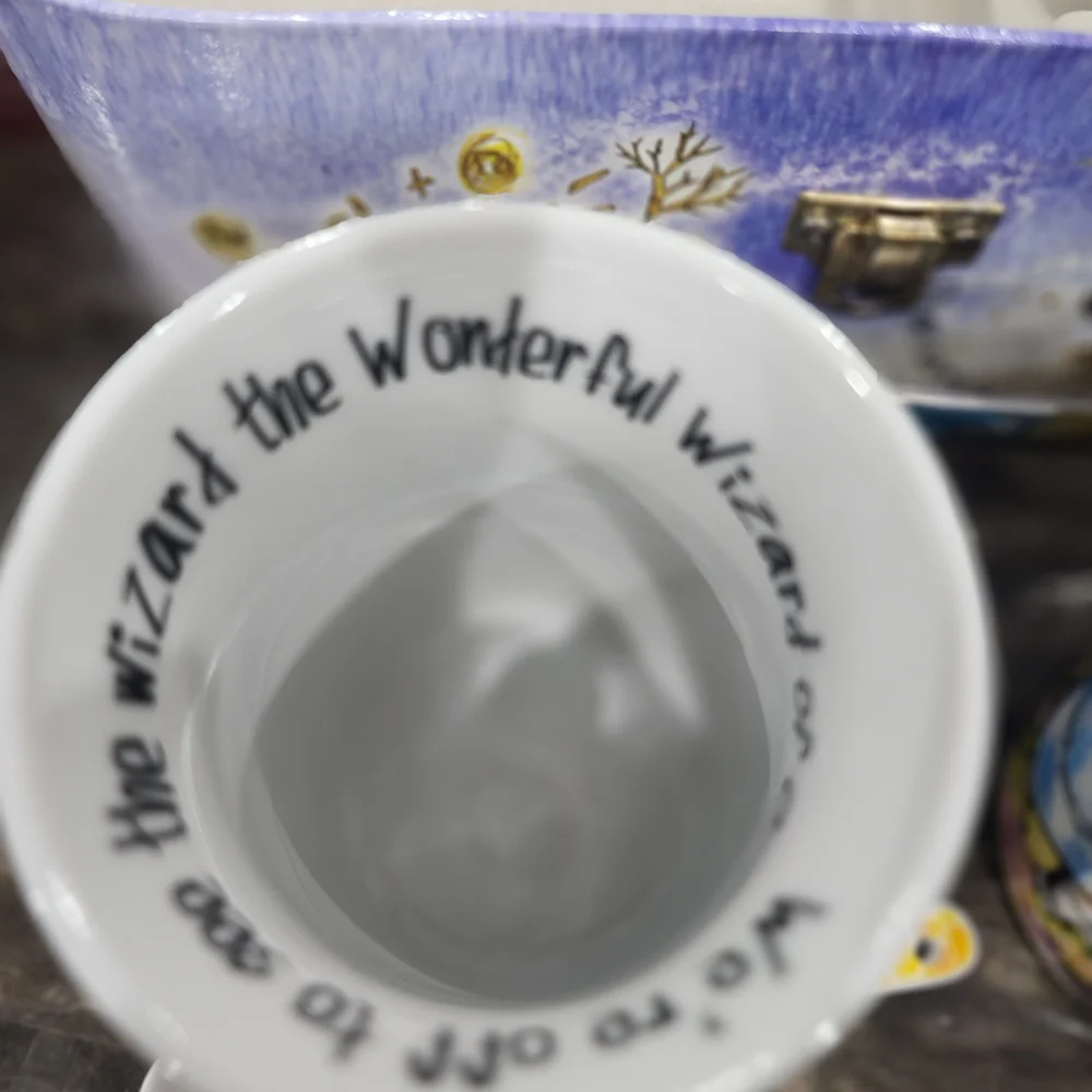 Wizard of Oz Themed Mug Set with Box